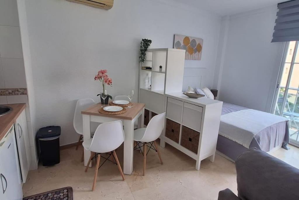 Room City Estepona Estudio Mar 외부 사진